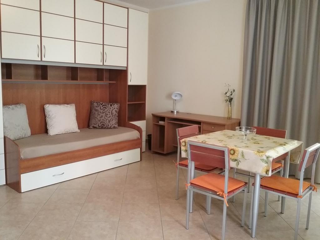 Sunny Apartman Lecce Kültér fotó